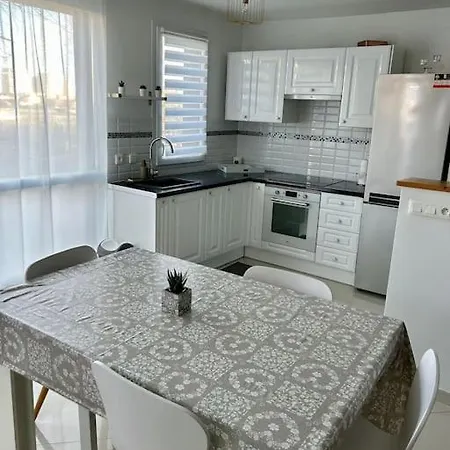 Apartment 10 Mn De Paris Et 5 Mn Du Terminus Paris-bauvais